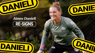 Young ‘keeper signs on for another season with the Nix