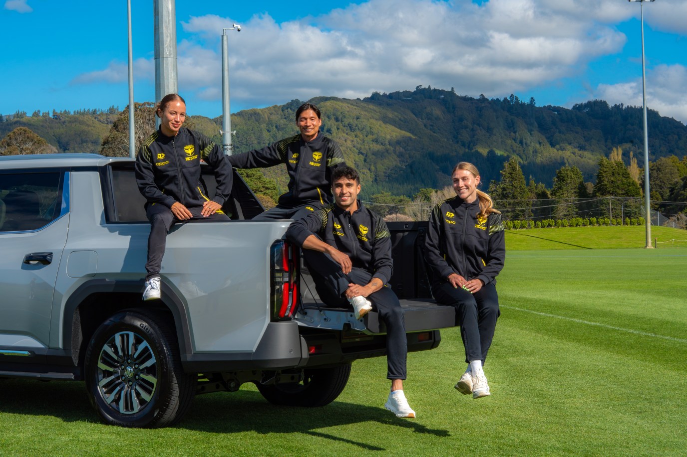 Gazley backs the Nix once again